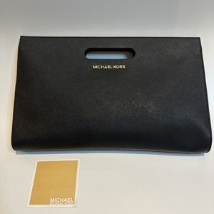 MICHAEL KORS BAG (COMES WITH STRAP)